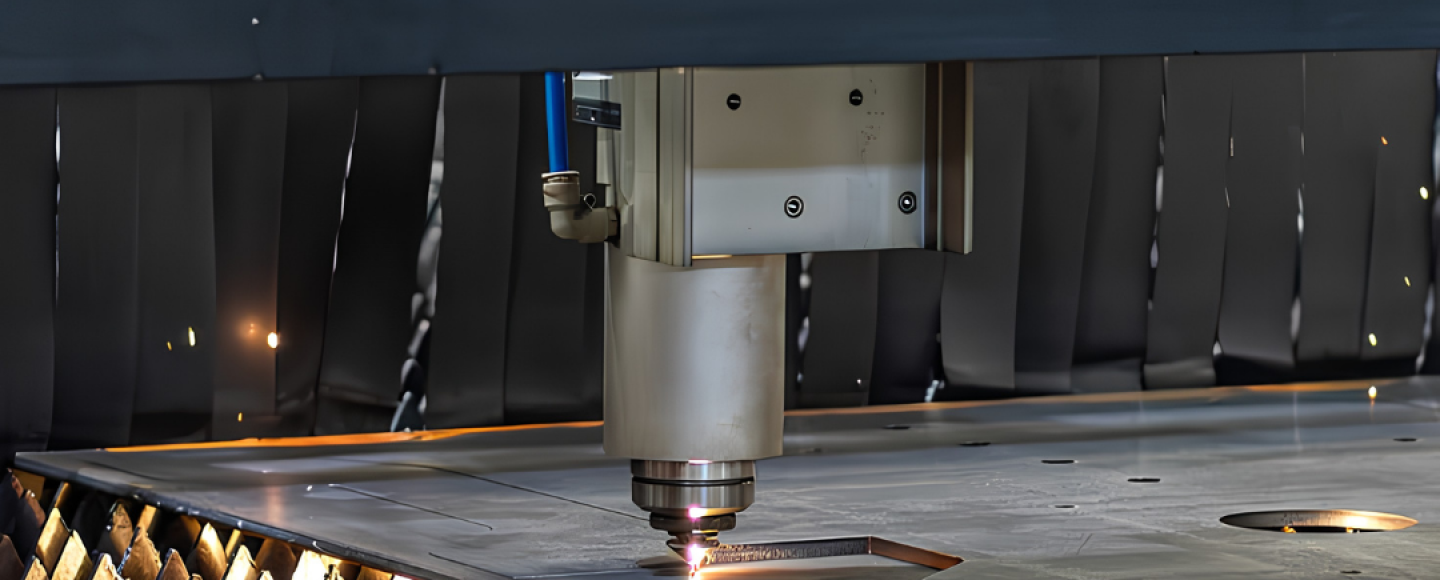Máy cắt laser công nghệ cao